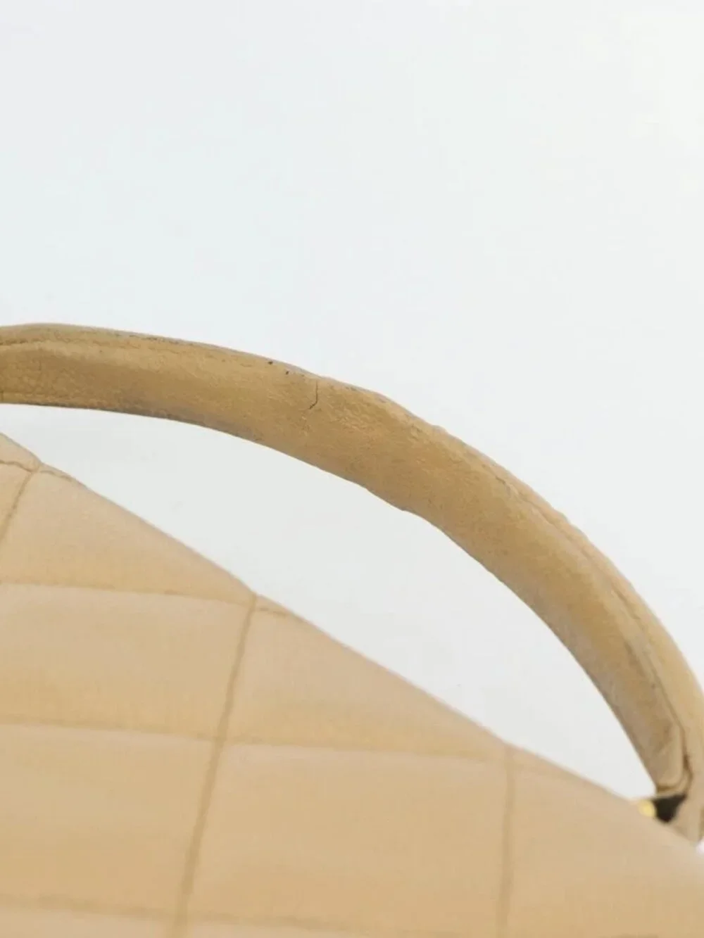 CHANEL Matelasse Business Bag Grained Calf Skin Beige Gold CC Auth bs35346